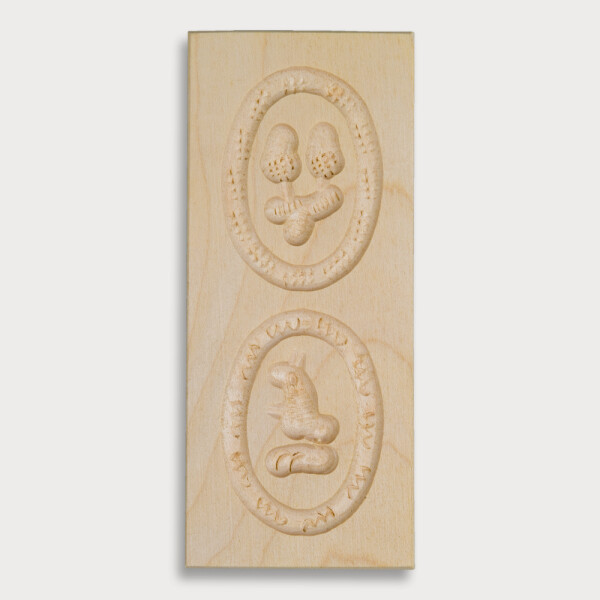 Anisgeb&auml;ckform, geh&auml;mmert, oval, 2 Bilder aus Holz 14 cm